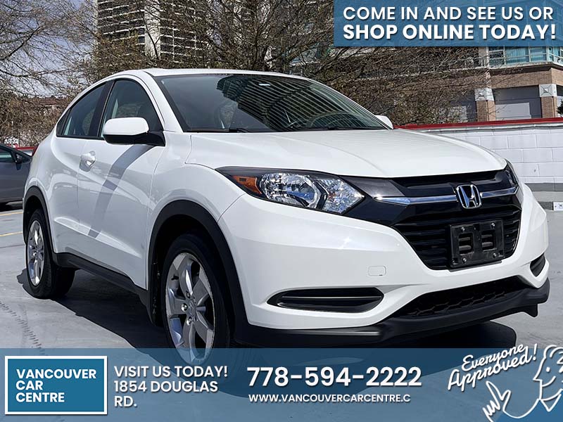 Used SUV 2017 Honda HR-V White for sale in Vancouver